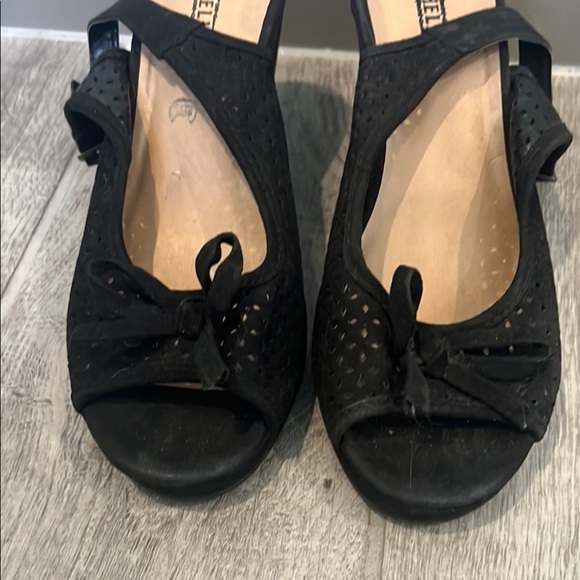 Seychelles Black Suede Leather Slingback Wedges with Bow Detail size 7 1/2 - Picture 7 of 11